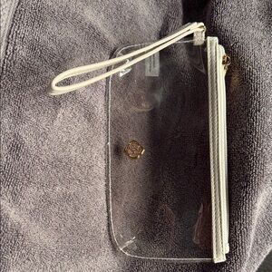 Kendra Scott Clear Wristlet with White w/gold